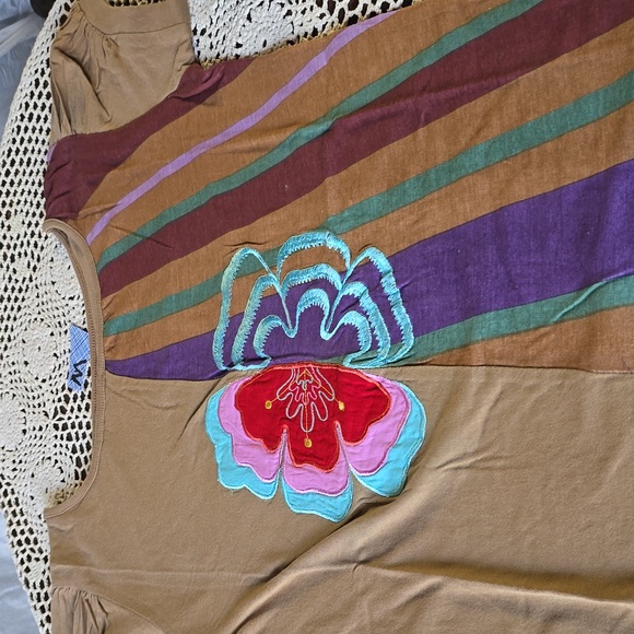 Inner child top size small - Picture 6 of 9